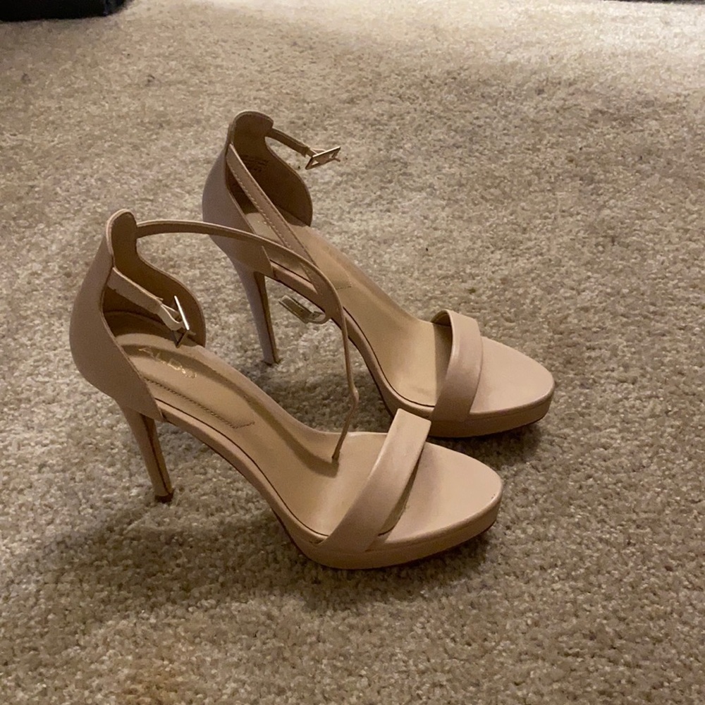 Nude Aldo Heels